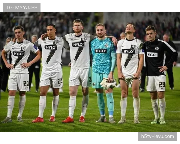 德甲保级战白热化,多队殊死一搏争夺生存希望 德甲保级战白热化,多队殊死一搏争夺生存希望