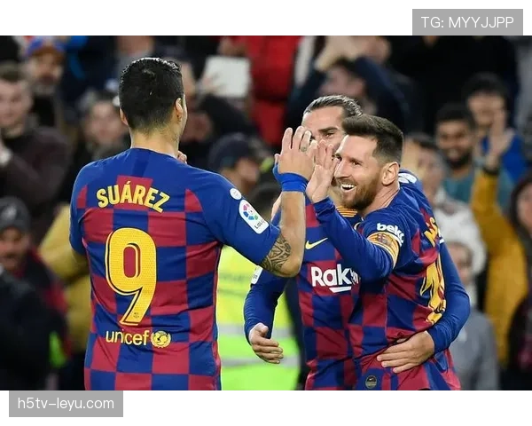 本周末焦点战前瞻:强强对话引爆绿茵场,关键球队状态成胜负手 本周末焦点战前瞻:强强对话引爆绿茵场,关键球队状态成胜负手