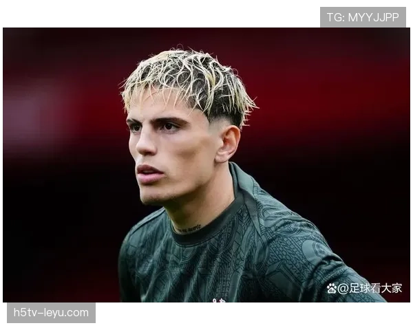 面对顶级后卫：加纳乔如何制造威胁